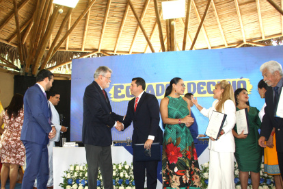 Las autoridades del Consejo Nacional Electoral estuvieron en la ceremonia.