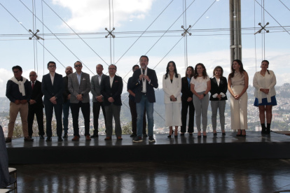 Anuncio. El nuevo alcalde de Quito, Pabel Muñoz, presentó este miércoles a quienes acompañarán su gestión.