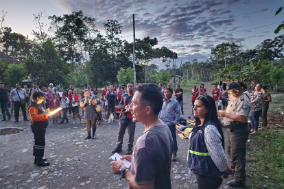 Simulacro. Un total de 134 habitantes de la comunidad Nueva Esperanza, de la parroquia San Sebastián, del cantón Joya de los Sachas, participaron en el ejercicio de simulacro de evacuación por inundación debido al proceso de erosión y sedimentación del río Coca.