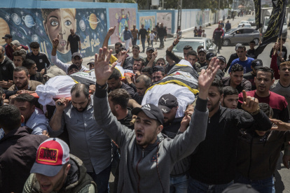 Funeral por el dirigente militar de la Yihad Islámica Palestina Ali Ghali, este jueves , en la Franja de Gaza.