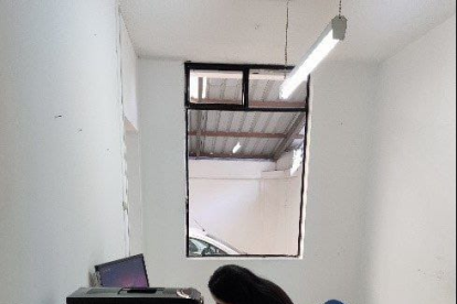 Laboral. Estefanía Michel Cevallos estuvo trabajando en estas condiciones en Radio Pichincha.