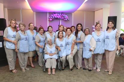 Se trató de un almuerzo en el que también hubo música y premios para las asistentes.