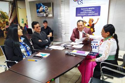 Sesión. Miembros de la comisión de selección del nuevo contralor.