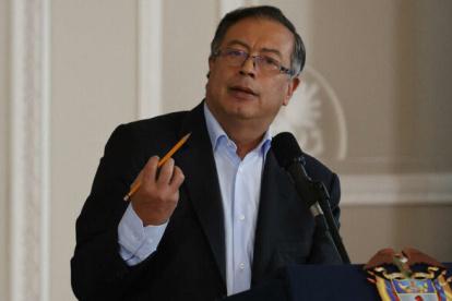 Militares y policías retirados protestan en contra del Gobierno.