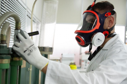 Uno de los químicos que tendrá que dejarse es el metoxicloro, desarrollado como sustituto del plaguicida DDT contra distintos tipos de insectos