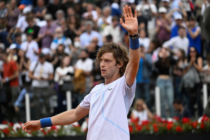 El ruso quedó eliminado en los Octavos de final del torneo.