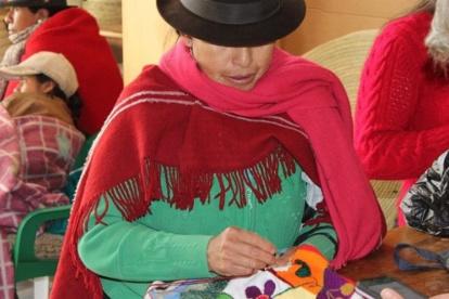 Bordados. El arte de las mujeres de Bolívar se presenta.