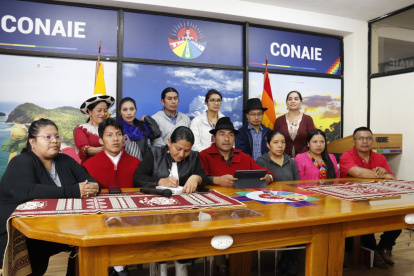 Declaraciones. Horas después de decretada la muerte cruzada, Leonidas Iza salió ante los medios con el fin de postergar la revolución para más tarde.