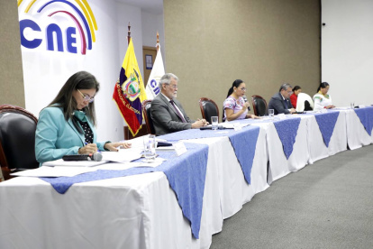 El 23 de mayo se llama al primer consejo de partidos