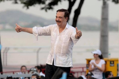 Líder. Jaime Nebot se aleja de Rafael Correa y dice que son adversarios.