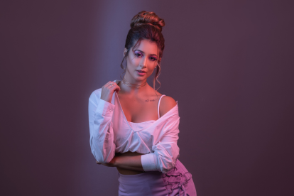 Samantha Quenedit tiene 23 años.