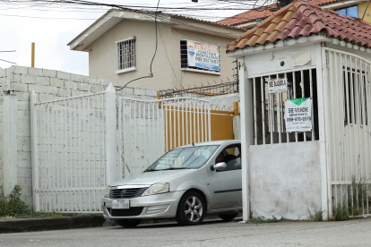 EN EL NORTE DE LA CIUDAD HAY VARIAS CASA EN VENTAS 18 DE MAYO DEL 2023 GUAYAQUIL-ECUADOR