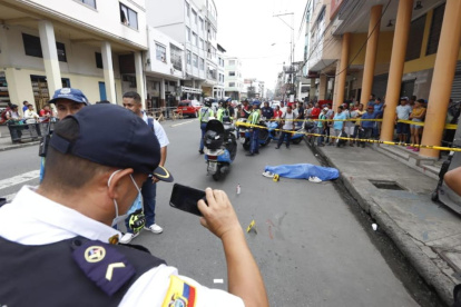 El suceso está siendo investigado. El otro conductor implicado fue retenido para investigaciones.