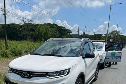 La Policía Nacional ha recuperado dos carros de Ambacar.