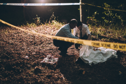 Referencial.Gendarmes que llegaron a la zona del crimen encontraron el cuerpo tendido en la calle.