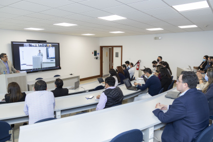 La Universidad Andina Simón Bolívar fomenta el pensamiento crítico en sus estudiantes.