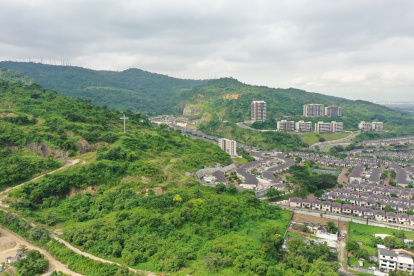 CERRO COLORADO SERA PARTE DE UNA CONSTRUCCION DE CARRETERA 23 DE MAYO DEL 2023 GUAYAQUIL-ECUADOR