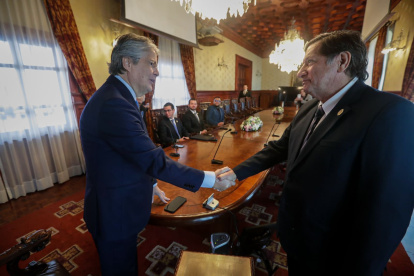 El presidente Guillermo Lasso le dio la bienvenida al exasambleísta socialcristiano