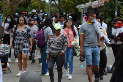 Los ciudadanos conocen del adelanto de las elecciones, pero no confían del todo en el árbitro de la contienda.