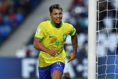 El delantero Marcos Leonardo comandará el ataque de Brasil ante Nigeria.