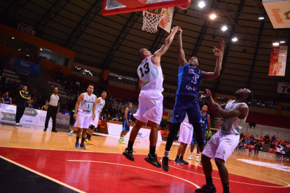 El sábado 27 de mayo los tricolores visitaron Bolivia en la vuelta y sumaron en el global 171 a 154.