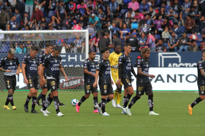 Los rayados salieron frustrados tras perder por 3-2 ante Liga de Quito.