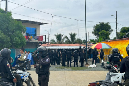 Un operativo en Socio Vivienda 2 contó con 500 uniformados, entre policías y militares.