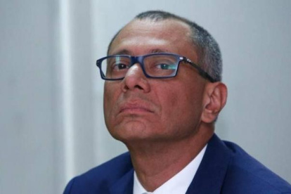 Jorge Glas bajo la lupa de la Fiscalía por peculado.