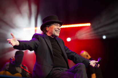 Joaquín Sabina es uno de los poetas cantantes más internacionales de España.