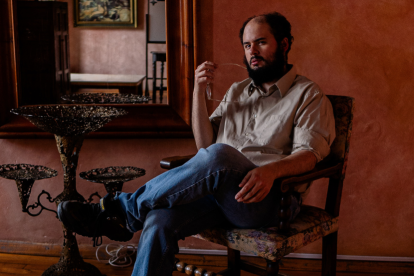 Leo Espinoza, vocalista de Letelefono