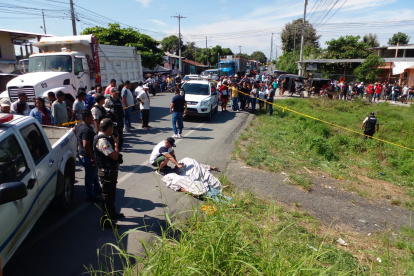 Jóvenes acribillados eran de la ciudadela Juan Bautista de Daule