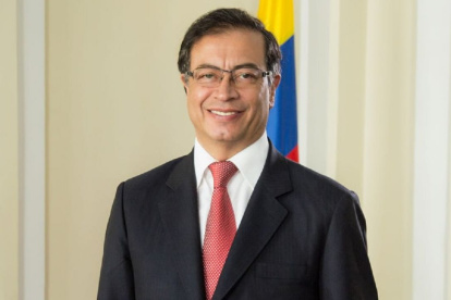 El presidente Gustavo Petro, recibe fuertes acusaciones a través de la red social Twitter.