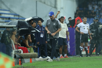 Miguel Rondelli se despediría de Emelec, tras el duelo ante Guaraní, por la Copa Sudamericana.