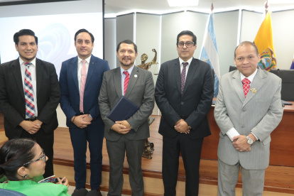 Eduardo Argudo, Leonel Fuentes, Raúl Álvarez, Pablo Beltrán y Byron Pérez.