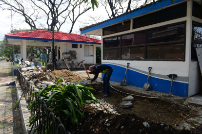 Los dos pabellones del UPC de la Vieja Kennedy están siendo repotenciados por la comunidad que quiere que la policía regrese a la zona a patrullar para detener al hampa.