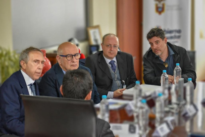 Reunión. La cita se dio en la ciudad de Quito durante la jornada de ese lunes 05 de junio.