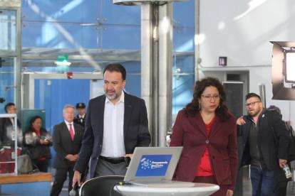 La solicitud la hizo  Pabel Muñoz en su informe.