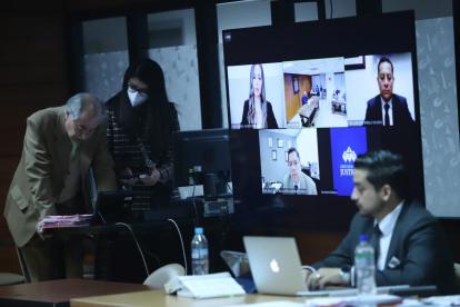 Audiencia. En el mezanine de la Corte Nacional se desarrolla la formulación de cargos para dos vocales de la Judicatura.