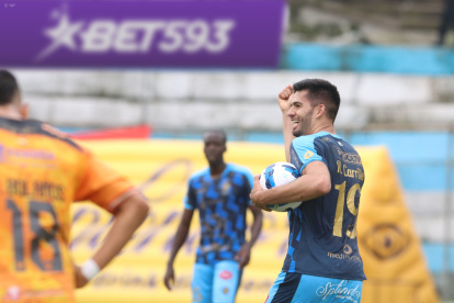 Ronie Carrillo es uno de los goleadores que tiene El Nacional.