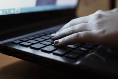 Foto referencial de descarga Microsoft Office en tu ordenador.