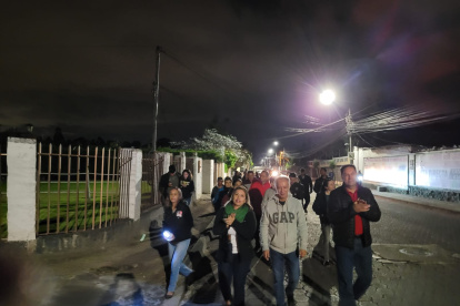 Preocupación. A los vecinos les preocupa el incremento de los robos a las  personas y a los domicilios. En uno de esos ingresos a las casas hubo un herido.