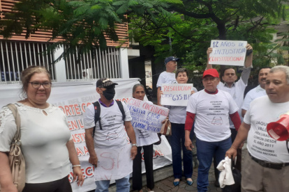 Extrabajadores de la Cervecería han protestado por años en medio de la disputa legal.
