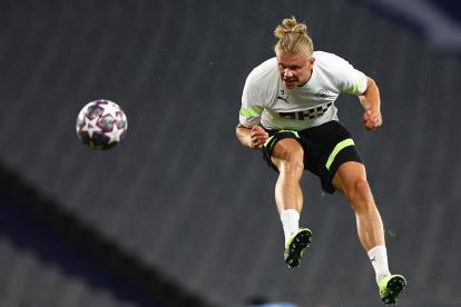 Istanbul (Turkey), 09/06/2023.- Erling Haaland of Manchester City attends a training session of the team on the eve of the UEFA Champions League Final, in Istanbul, Turkey, 09 June 2023. Manchester City face Inter Milan in the UEFA Champions League Final in Istanbul on 10 June 2023. (Liga de Campeones, Turquía, Estanbul) EFE/EPA/SEDAT SUNA
