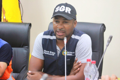 El Gobernador de Esmeraldas señaló que al final de las jornadas se reúne todos los días en el COE provincial lpara evaluar la situación.