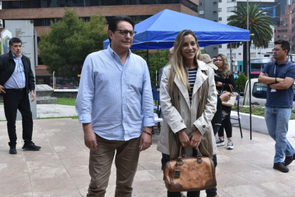 El candidato Villavicencio señaló que está listo para asumir el reto de dirigir un país y honrado de asumir el nuevo desafío.