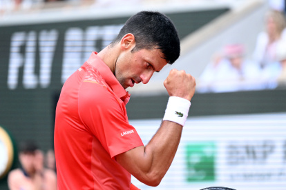 Novak Djokovic confirma su buen momento en la temporada y da el salto del tercer lugar al # 1 desde este lunes 12 por el título de Roland Garros.