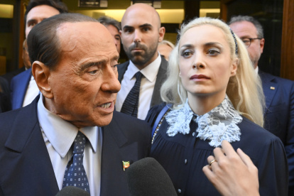 A pesar de la edad, Silvio Berlusconi ha mantenido las riendas del partido que fundó en 1993