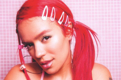 La colombiana también publicará música bajo su sello Bichota Records y será distribuida y promocionada por Interscope.