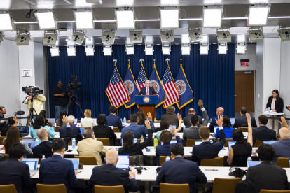 Washington (United States), 14/06/2023.- Federal Reserve Board Chairman Jerome Powell holds a news conference after the Fed refrained from raising interest rates following its two-day conference at the Federal Reserve in Washington, DC, USA, 14 June 2023. The Fed is pausing its interest rate hikes after raising them 10 times in a row to curb inflation. (Estados Unidos, Roma) EFE/EPA/JIM LO SCALZO