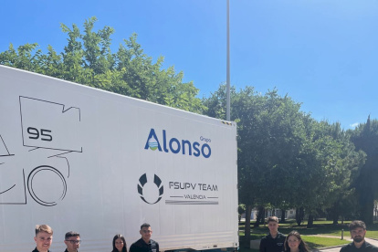 El FSUPV Team, la escudería de la Universitat Politècnica de Valencia (UPV), presentó el viernes 9 de junio su nuevo prototipo.